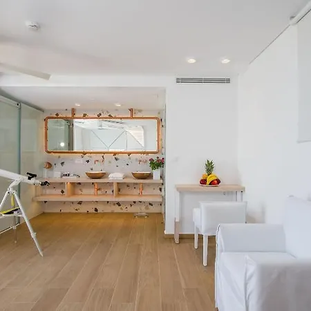 Lagon Life Spirit Boutique - Adults Only